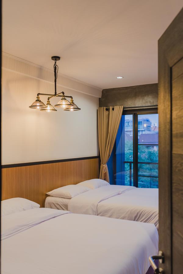 No.9 Hostel & Cafe Chiang Mai Dış mekan fotoğraf